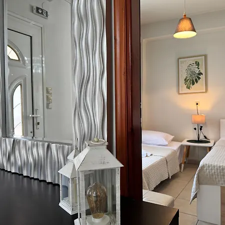 Michalias House شقة *