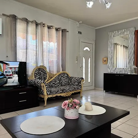 Michalias House * لايميناس